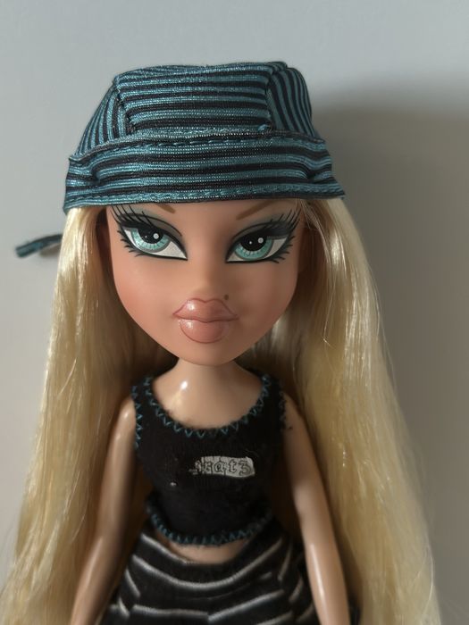Ляльки bratz Yasmin Cloe Roxxi Treasure братц