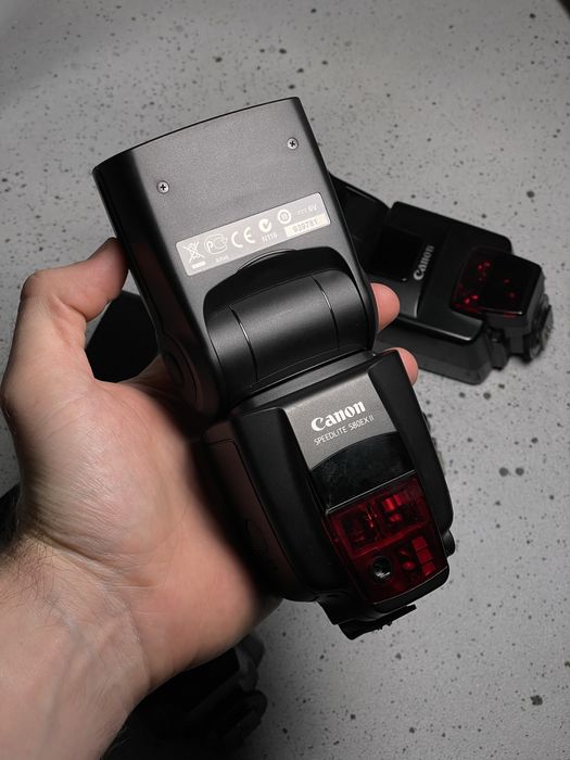 Вживані спалахи Canon 430EX / 550EX / 580EX