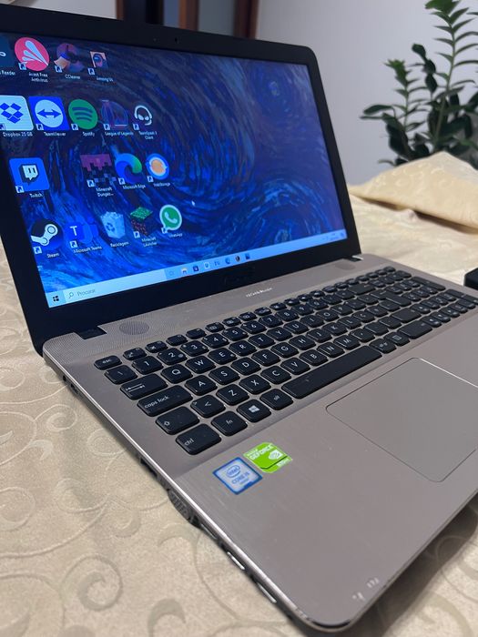 Portátil Asus A541U