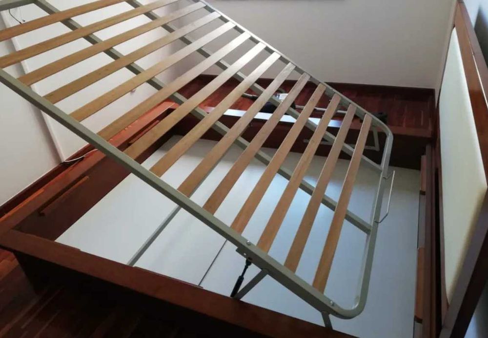 Cama/sommier de casal 290€