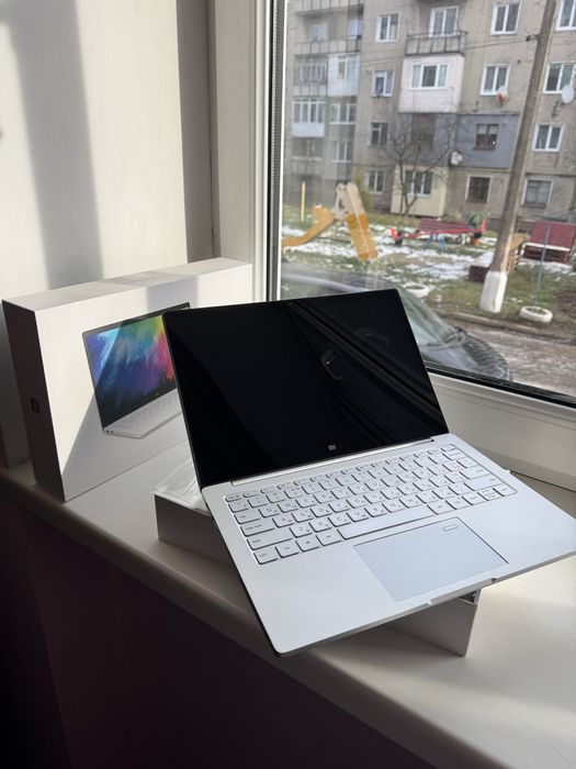 Xiaomi Mi Notebook Air 13.3 | i5 | 8GB | SSD 256+480GB | MX150