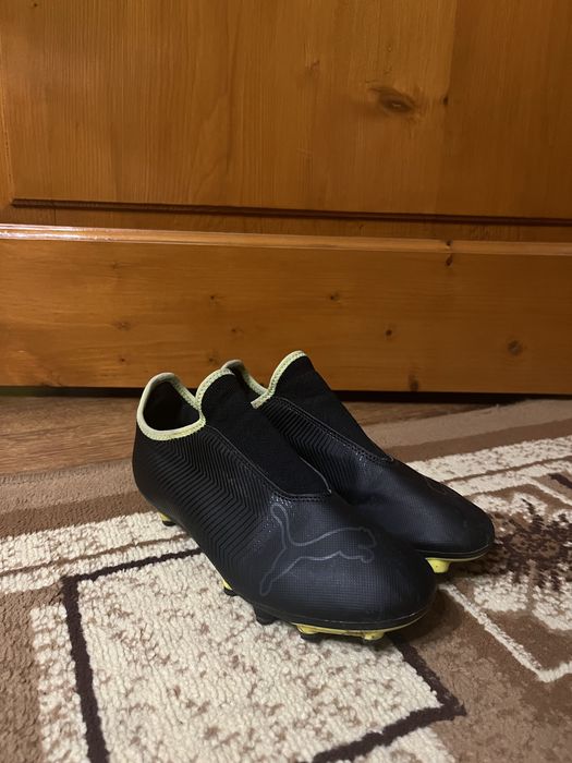 футбольні кросівки пума (оригинал)