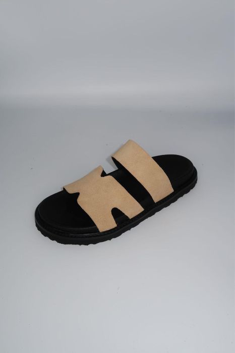 Sandália, pele genuína bege da Zafra