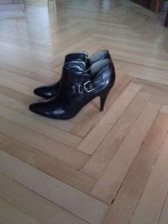 Klasyczne botki czarne rozmiar eu 41 US 10 M USA...STAN IDEALNY