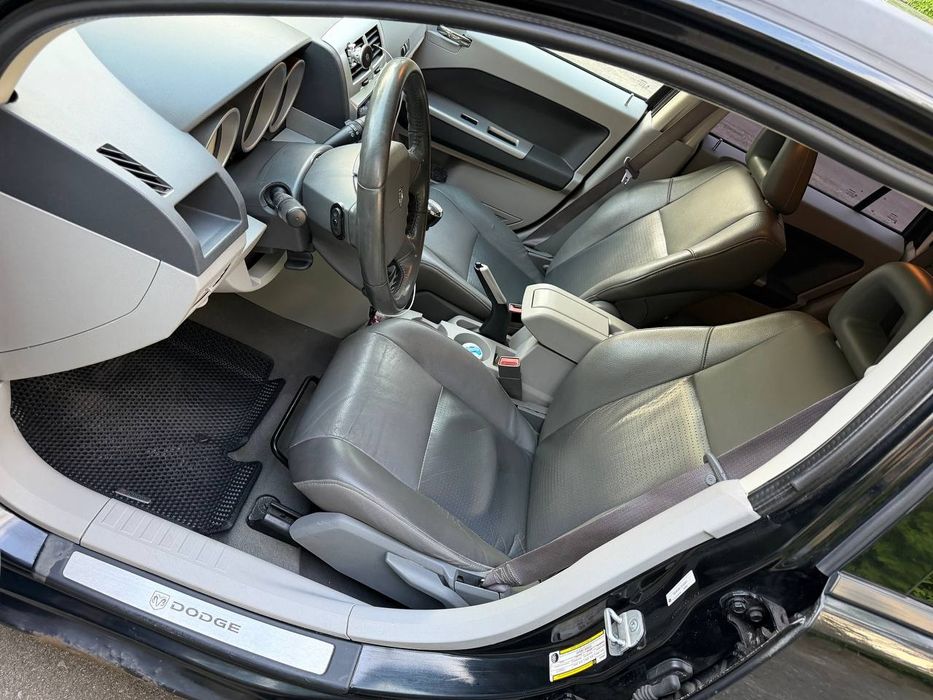 Dodge Caliber 2006 рік 2,0 дизель 6ст мкпп