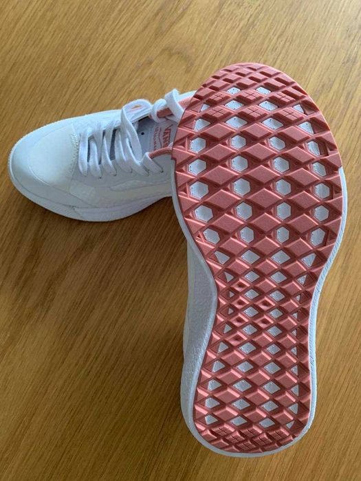 Vans UltraRange EXO Customs