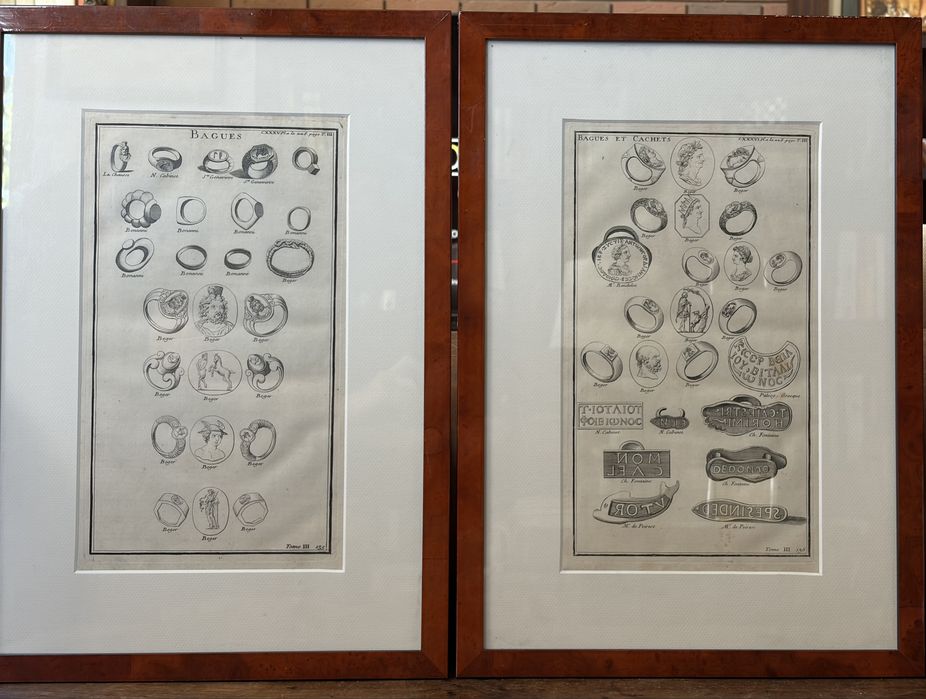 Par de molduras com desenhos antigos de aneis