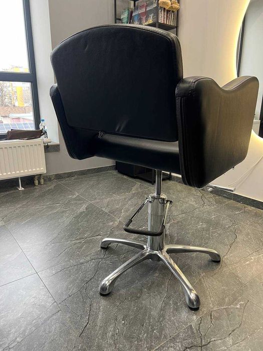 Перукарське крісло «Палермо»