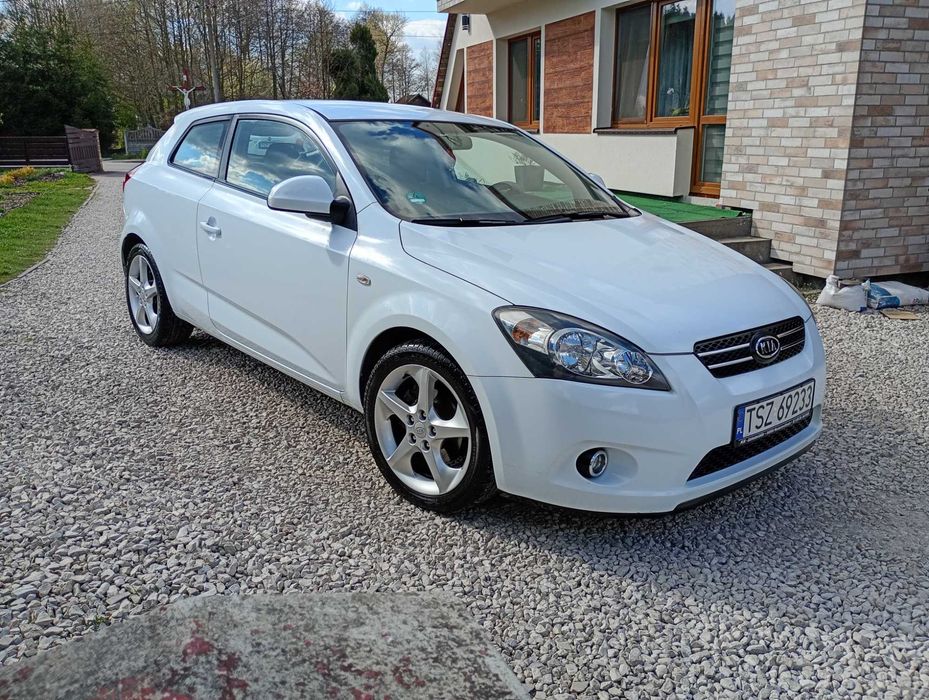 Kia Cee'd 1.6 126 KM