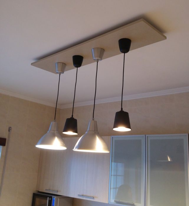 Vendo candeeiro artesanal com quatro abajur