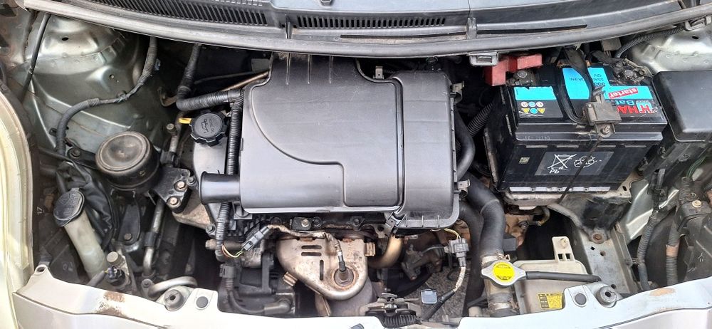 Toyota Yaris 1.0 VVT-i com AC