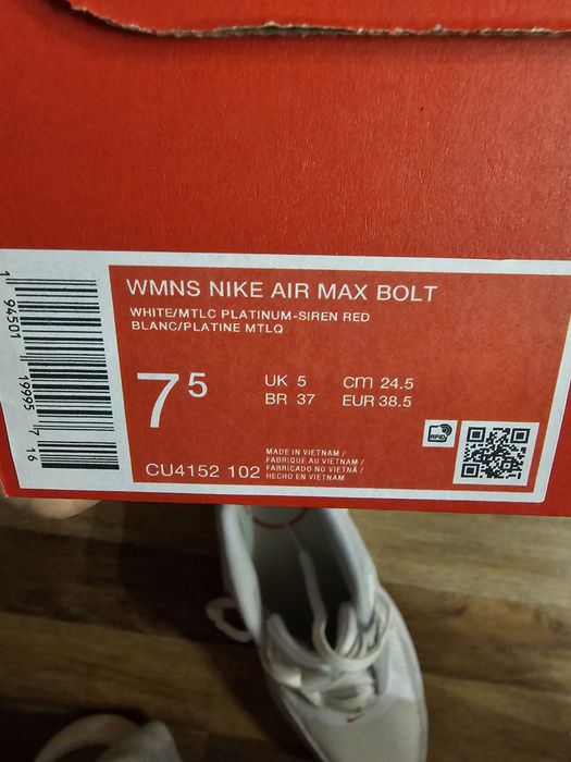 Sportowe Nike Nowe 38.5 damskie