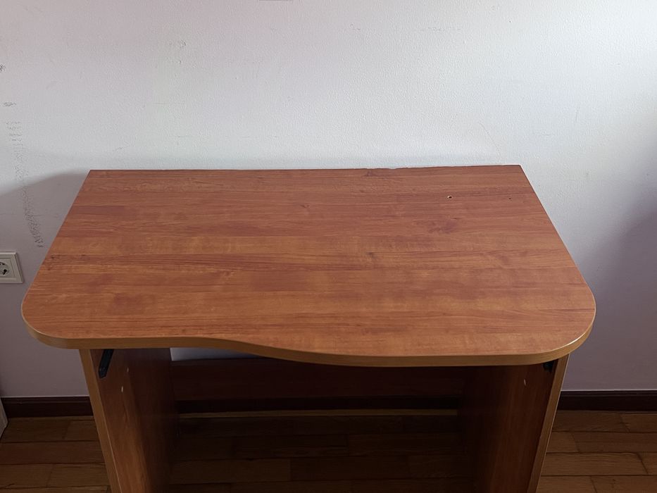 Mesa para portatil mesa para desktop