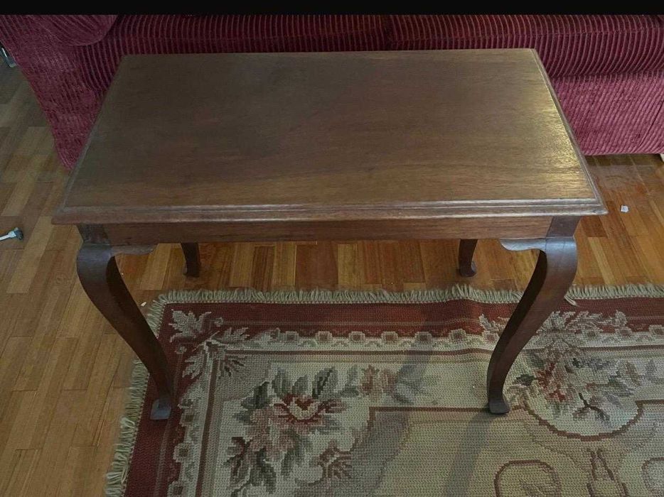 Móveis antigos para venda