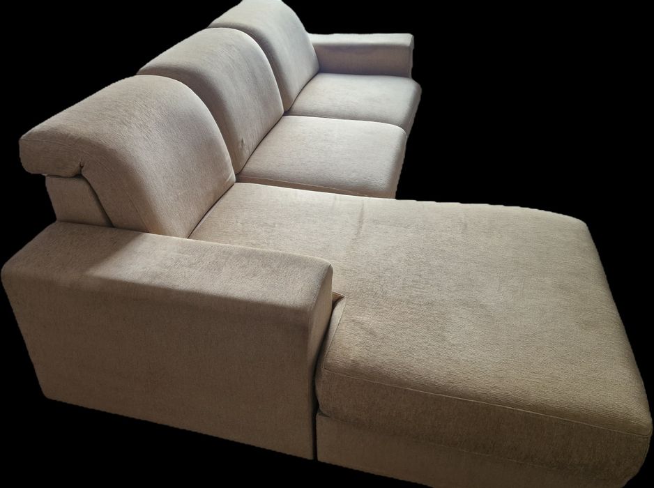 Sofa com chaise em óptimo estado .
