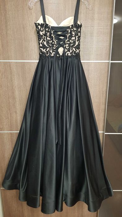 Выпускное вечернее платье JOVANI