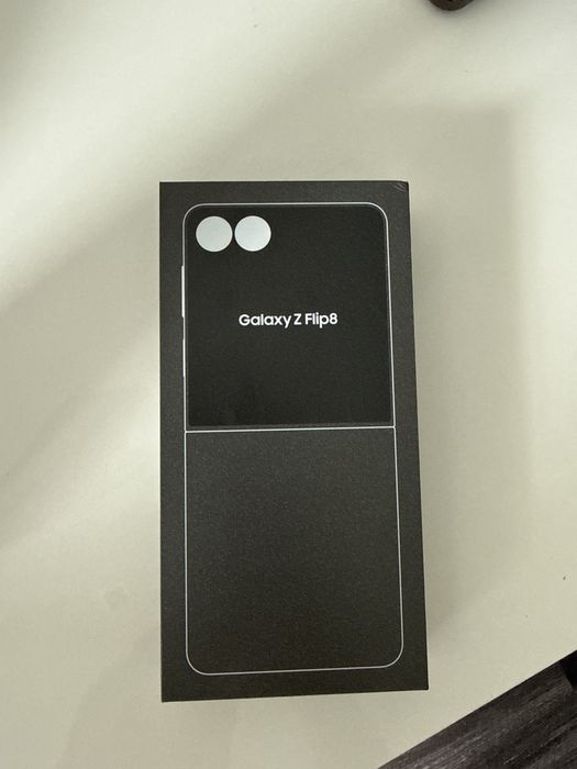 Samsung Galaxy Zflip8 NOVO