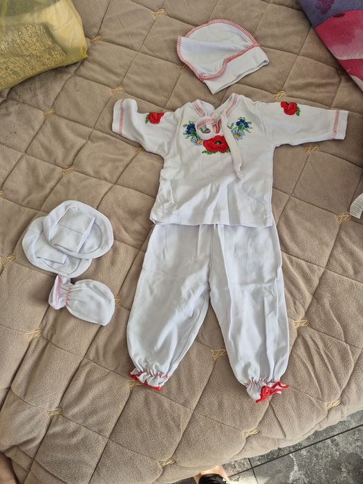 Одяг для дівчинки в хорошому стані