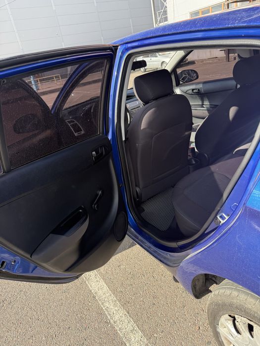 Huyndai i20 авто