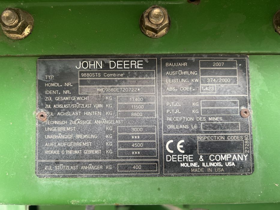 Комбайн John Deere 9880
