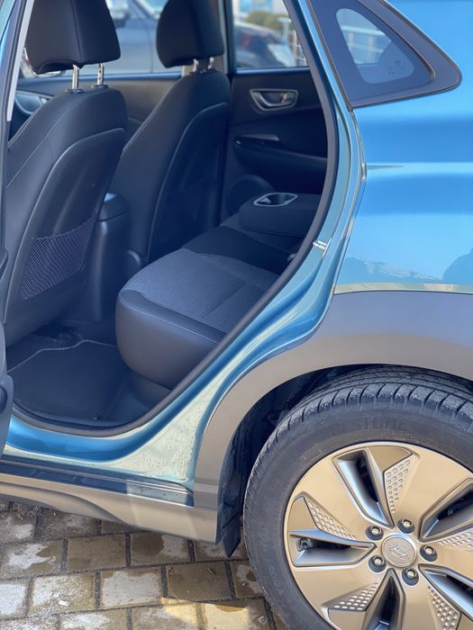 Оренда авто електромобіль