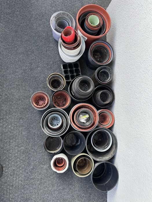 Zestaw doniczek doniczki rośliny rozsada osłonka  przyprawy balkon dom