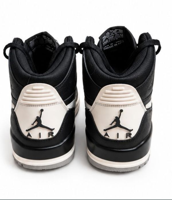Продам кроссовки jordan legacy 312