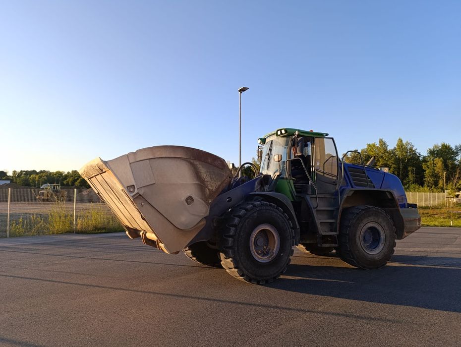 HDS,usługi koparka,transport niskopodwoziowy,wozidło, ładowarka,przesiewacz