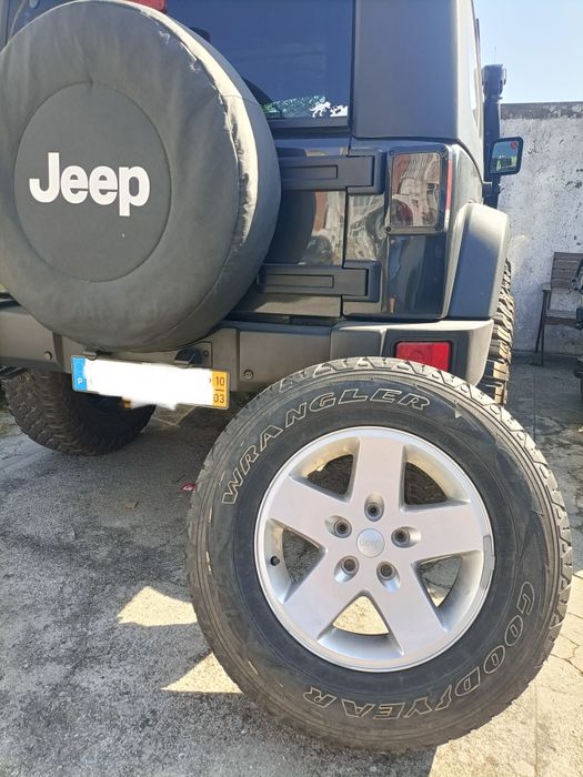 Jantes e Pneus Jeep 245/75 R17
