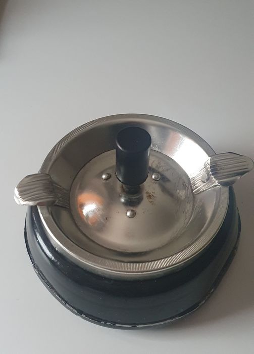 Papierośnica Vintge około 1970r.