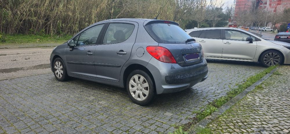 Peugeot 207 1.6 hdi 110cv 5 portas