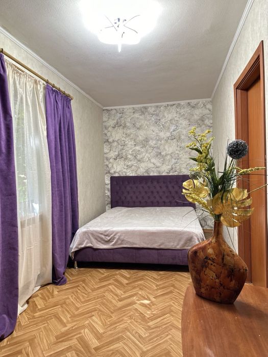 Квартира посуточно, подобово 2-ка, на Пр.А.Поля 100а - правый берег