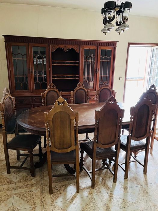Sala completa em madeira