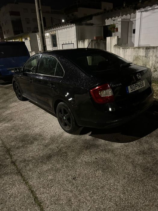 Skoda rapid impecável