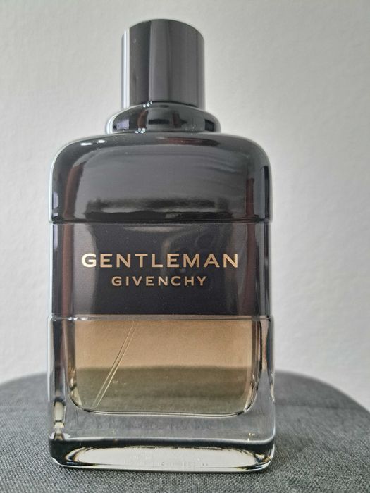 Perfume GIVENCHY GENTLEMAN Eau de Parfum Reserve Priveé 100ml
