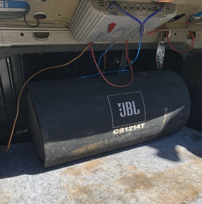 Сабвуфер JBL 1000w
