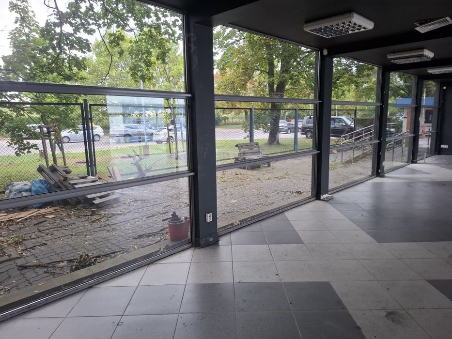 Hala magazyn biuro kontenery