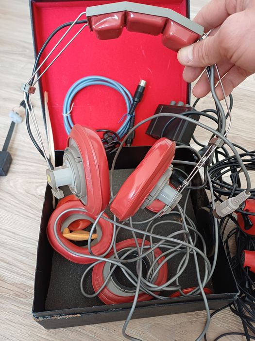 Zestawy słuchawkowe Unitra Tonsil SN-50