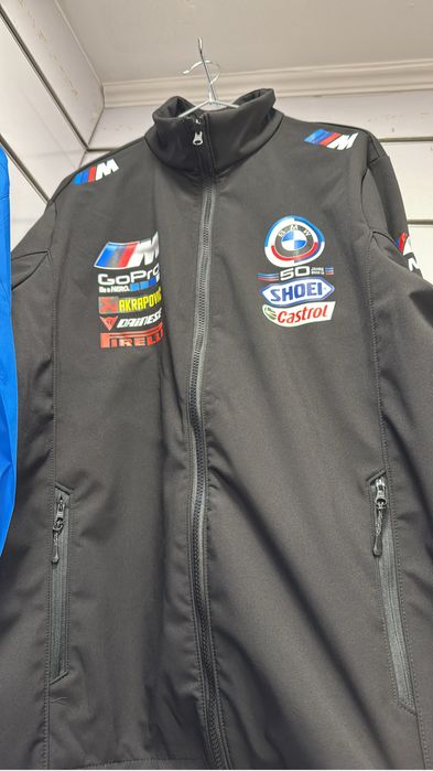 M Power casaco BMW. Lindissimo