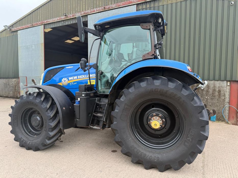 New holland T7.210 SWB