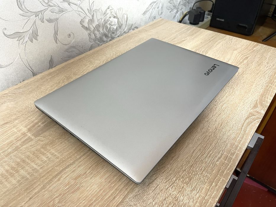 Ноутбук Lenovo IdeaPad 330-15 IGM | Pentium N5000  | 1000 GB HDD | Windows 10  | Ідеальний стан