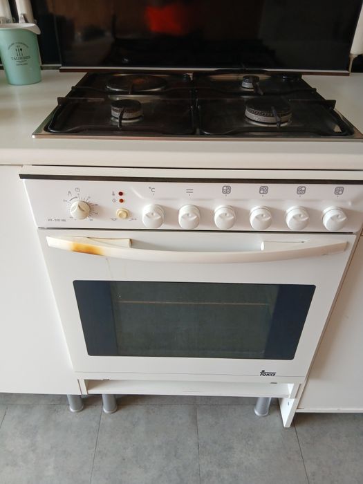 Conjunto fogão e forno Teka