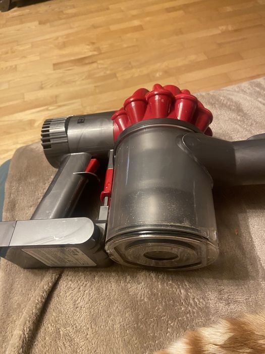 Odkurzacz Dyson v 6
