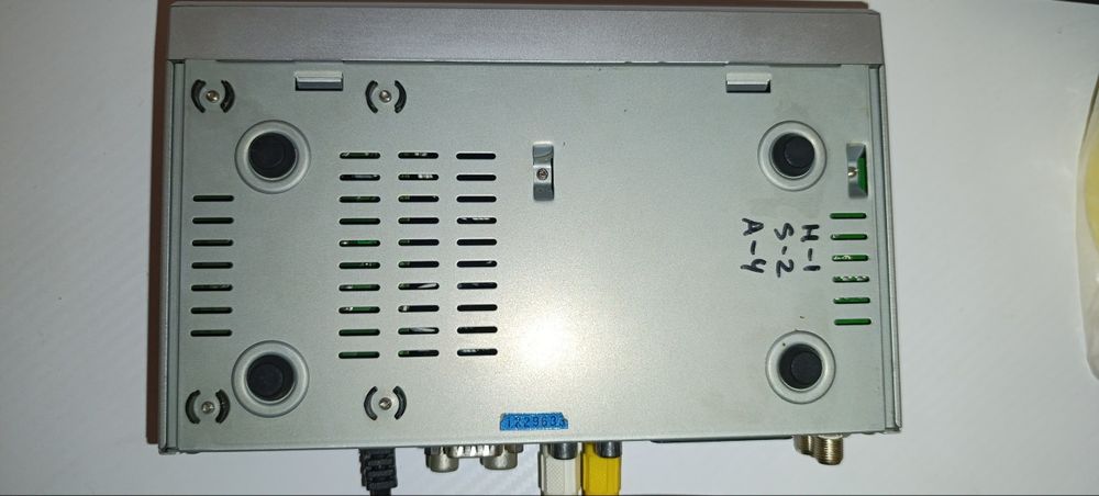 Продам тюнер Opticum 4100c