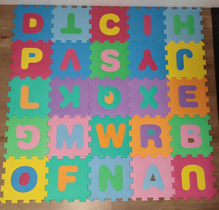 Mata dziecięca puzle