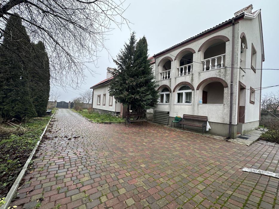 Продаж будинку на початку Городище