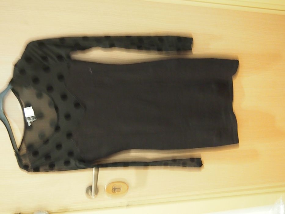 Vestido curto gótico H&M Divided 38 mangas transparentes bolas