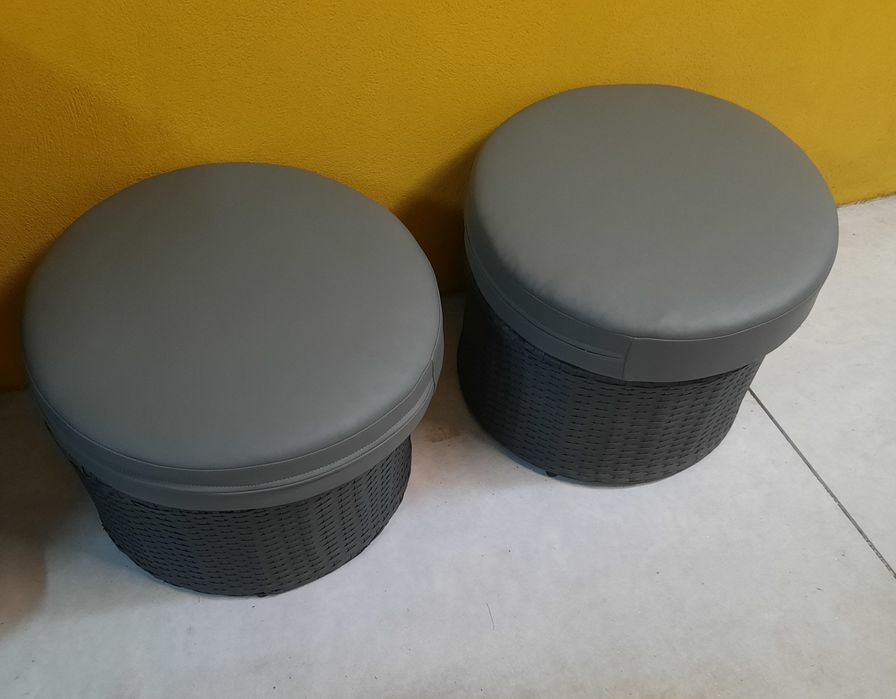 2 Pufes como novos e com as almofadas novas.