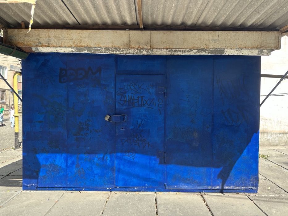 Металевий кіоск вагончик бытовка металлическая домик ларек