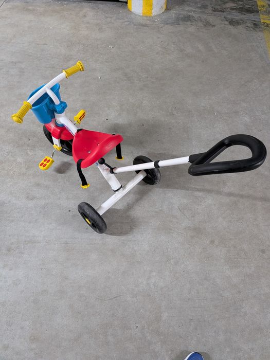 Triciclo criança